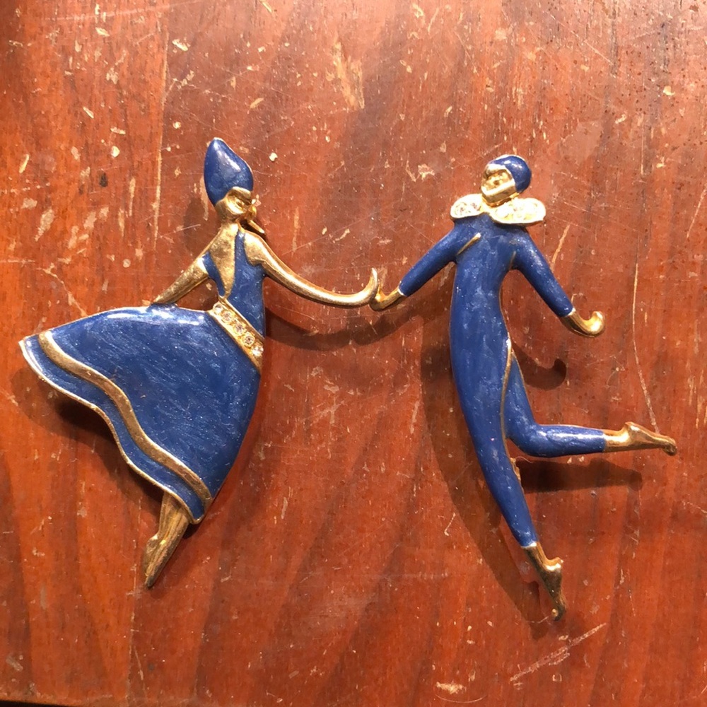 2 matching 40s-50s Vintage Dancer Pin
